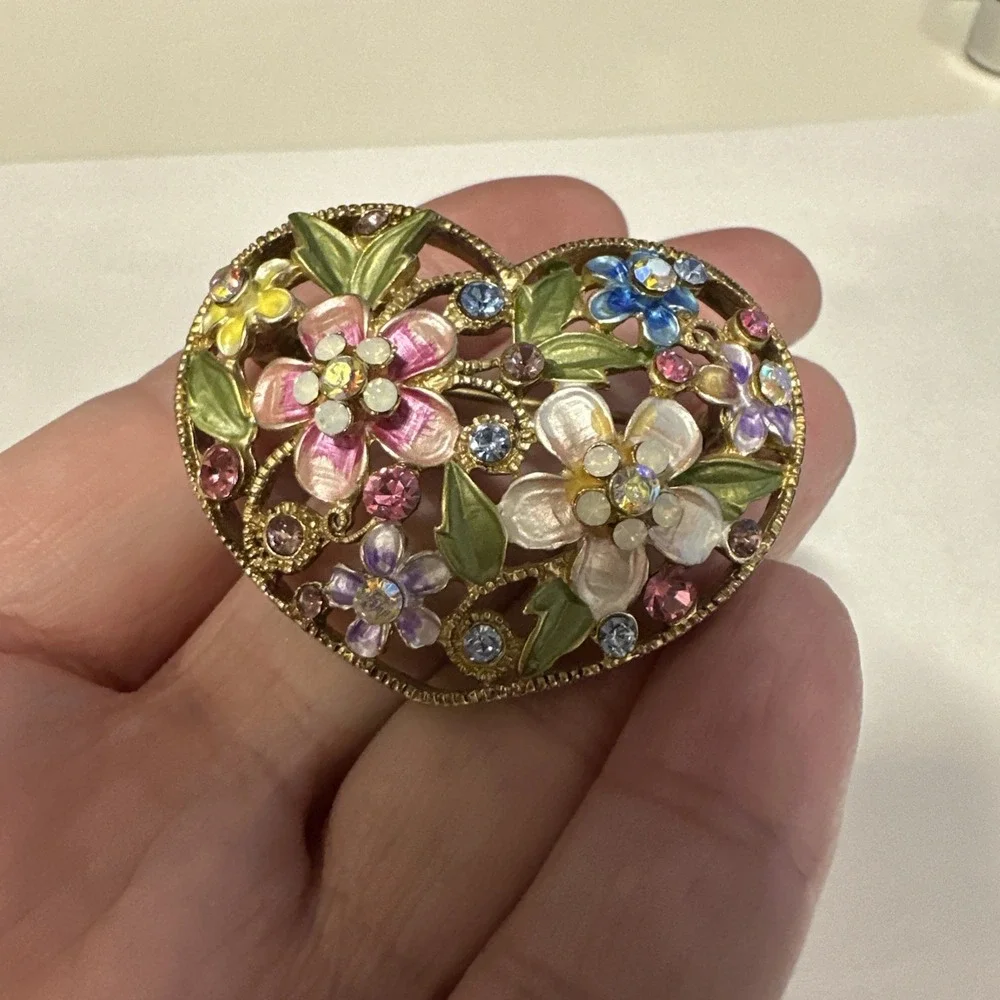 Flower Heart Brooch Multi color‎ Rhinestone Pastel Enamel Gold Tone Heart Brooch